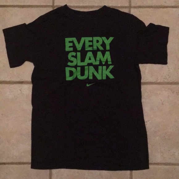 Kids Large Nike Tee Every Slam Dunk - Picture 1 of 3